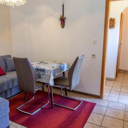 Ferienunterkunft Sabine Apartment Freest Екстериор снимка